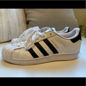Adidas Superstar Sneakers